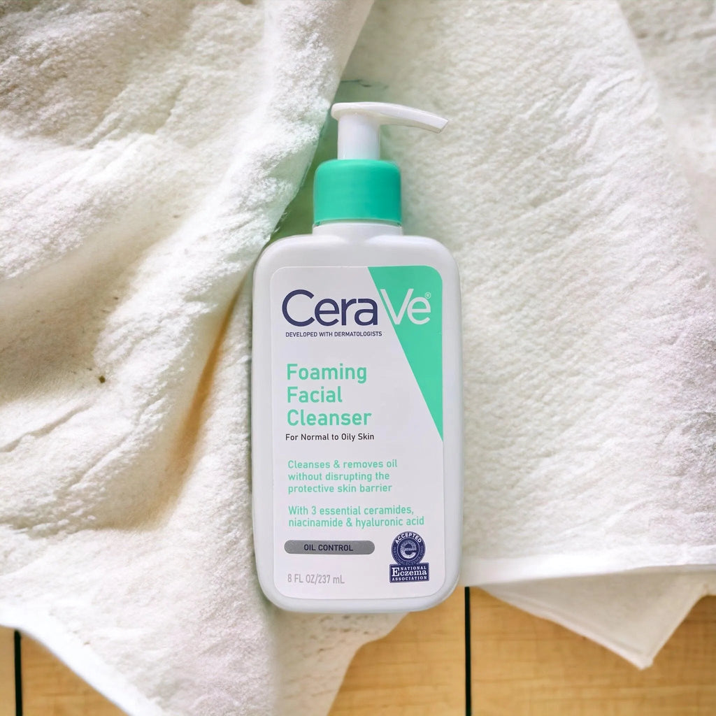 CeraVe Foaming Facial Cleanser - Face Essential